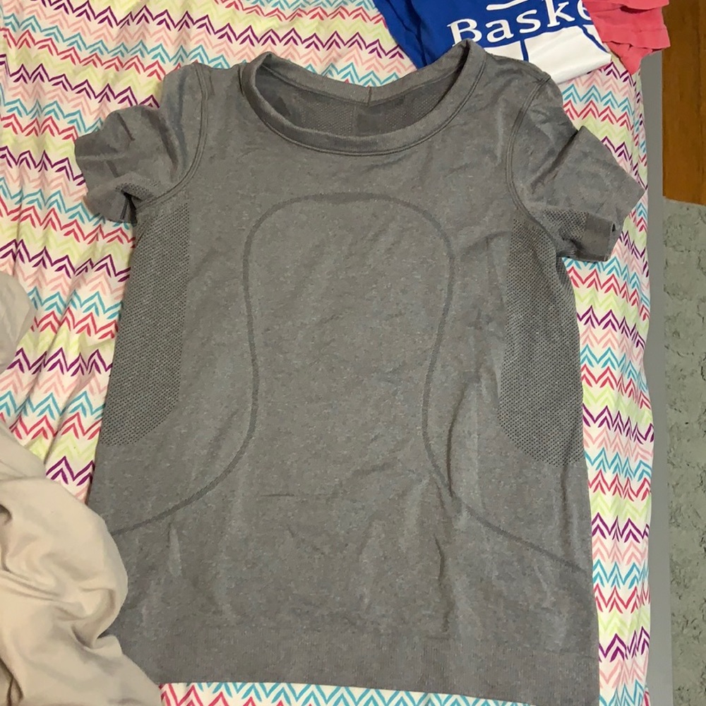 Lululemon shirt
